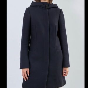 Warm Babaton Wool Jacket ( worn 1-2 times ). 
Excellent condition!